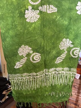 Bright green Indonesian Shawl/Sarong Is handmade tie-dye 100% Cotton New